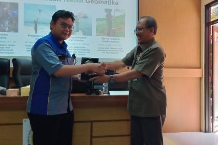 Siswa SMK Negeri PU Teknik Geomatika Bandung Senang Ikuti Sosialisasi Prodi Teknik Geomatika Fakultas Teknik Unjani